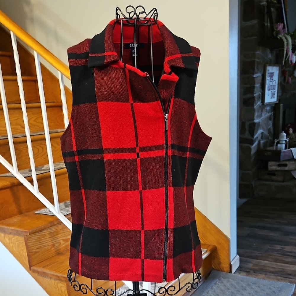 👚Chaps Red and Black Plaid Women's Vest